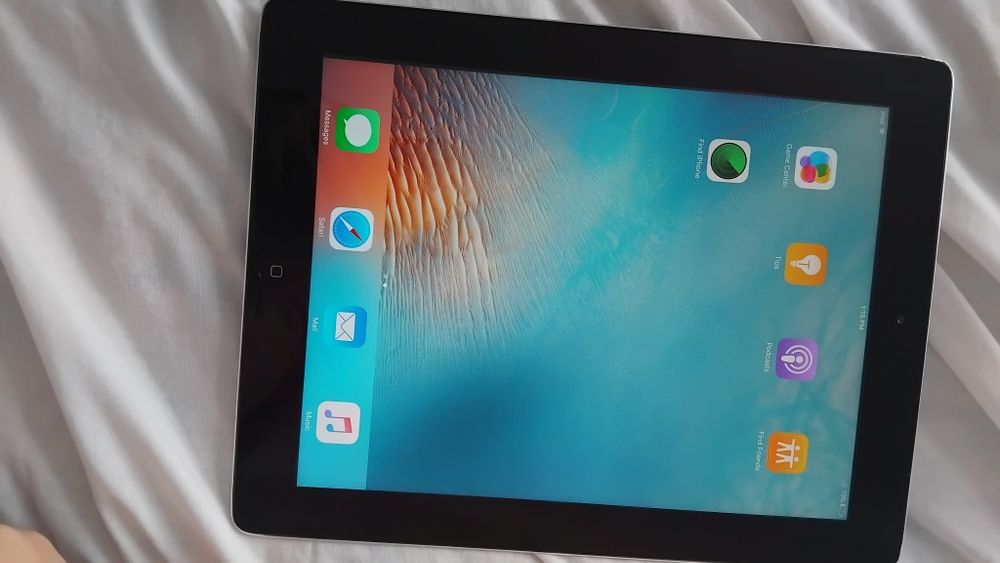 Ipad generația 2 16 GB