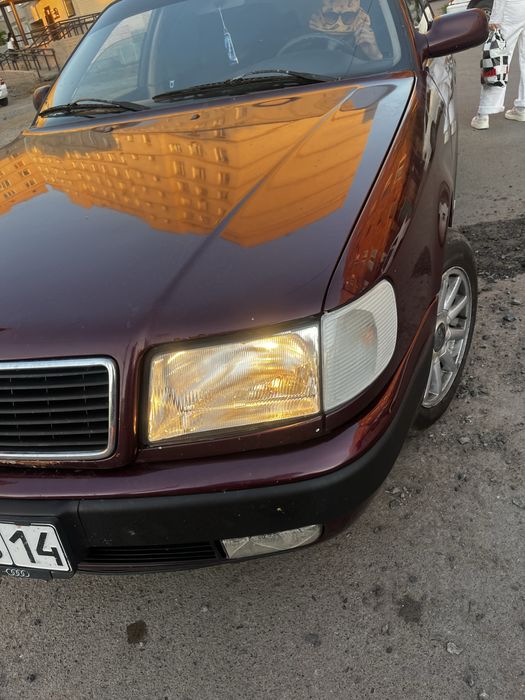 Продам Ауди 100 С4