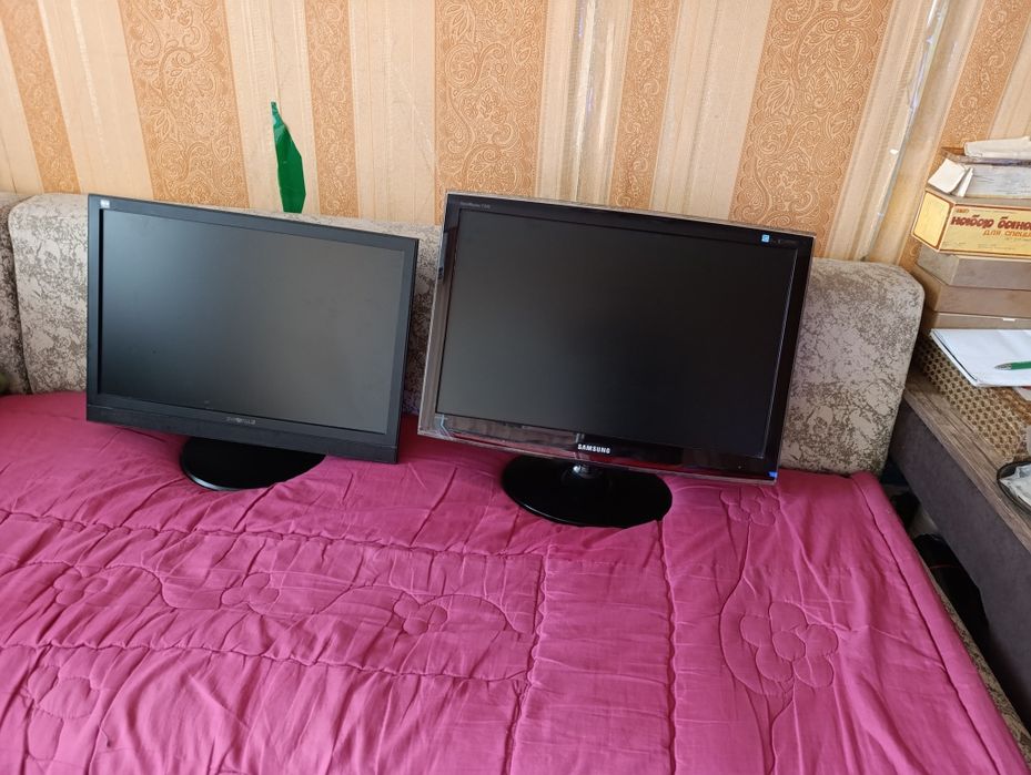 Мониторы Samsung и Informix