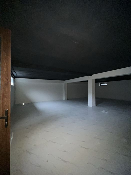 Арендага нежилой помещение берилади, 65кв 1 этаж, 105 кв падвал