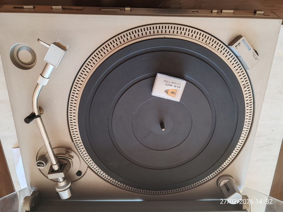 Грамофон Сони директ драйф