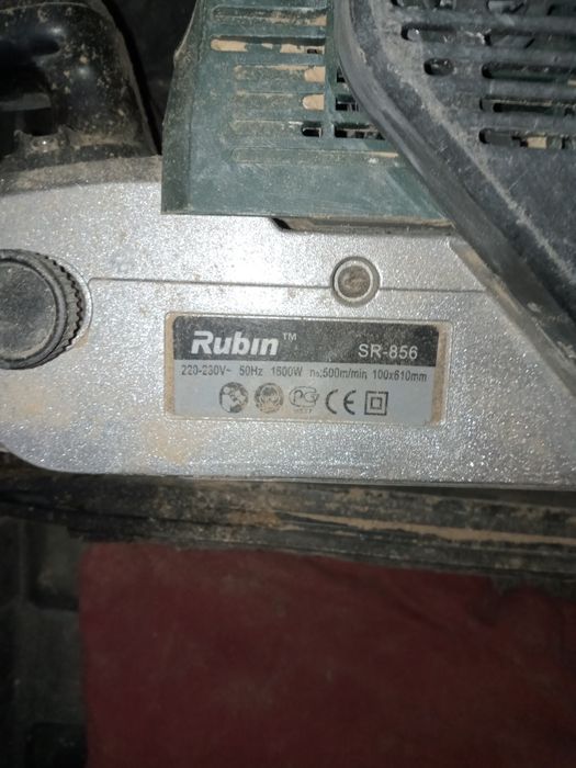 Шлифовальная машинка