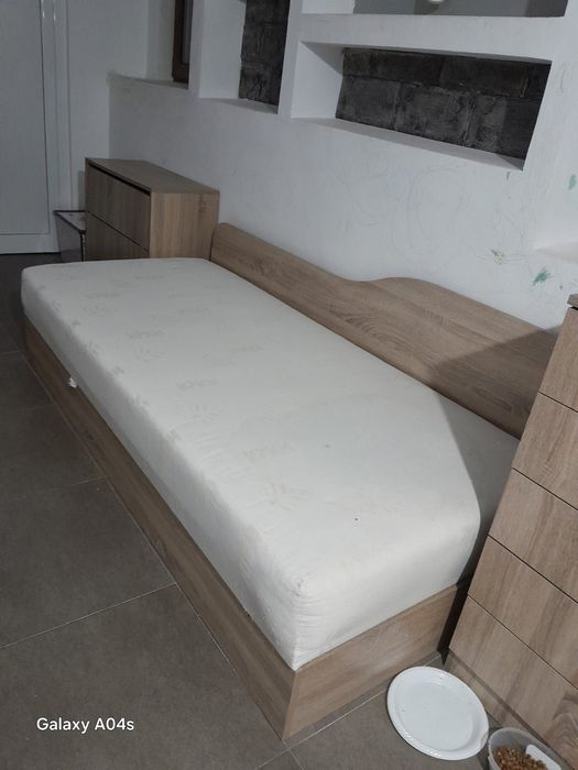 2 легла и 1 спалня