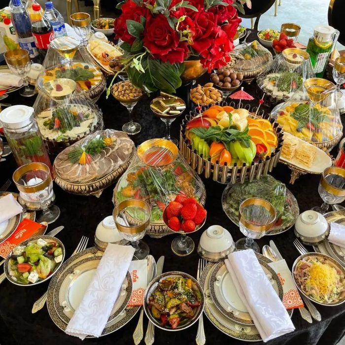 Eng arzon va sifatliy catering hizmati. Hic qanaqa ovoragarchliksiz