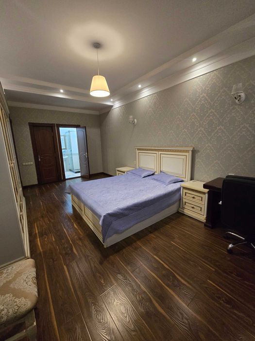 Участок 7 соток два этажа и подвал Карасу1 махалля Шортепа КС