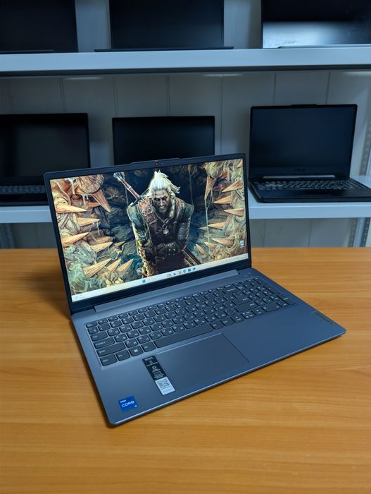 Ноутбук Lenovo IdeaPad Slim 3