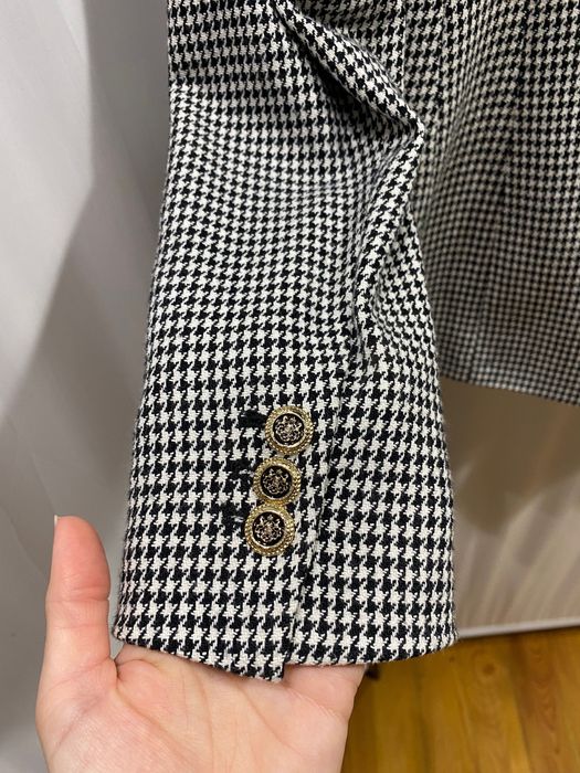 Двуредно леко вталено сако Zara в стил Balmain