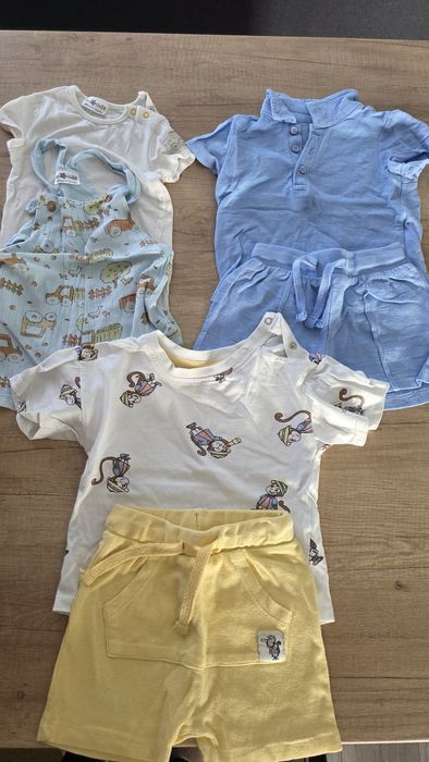 Vand haine marime 80