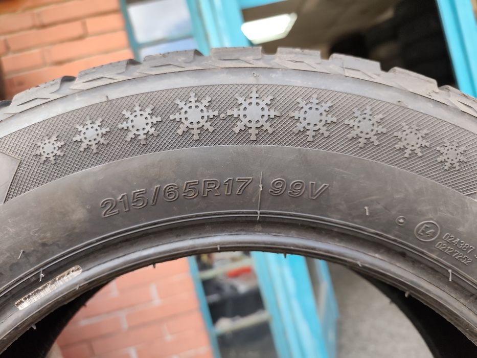 Зимни гуми 215/65/17