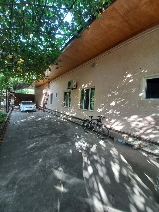 Seleksiya institutining ro'parasidagi mahallada 26-sotok yer sotiladi