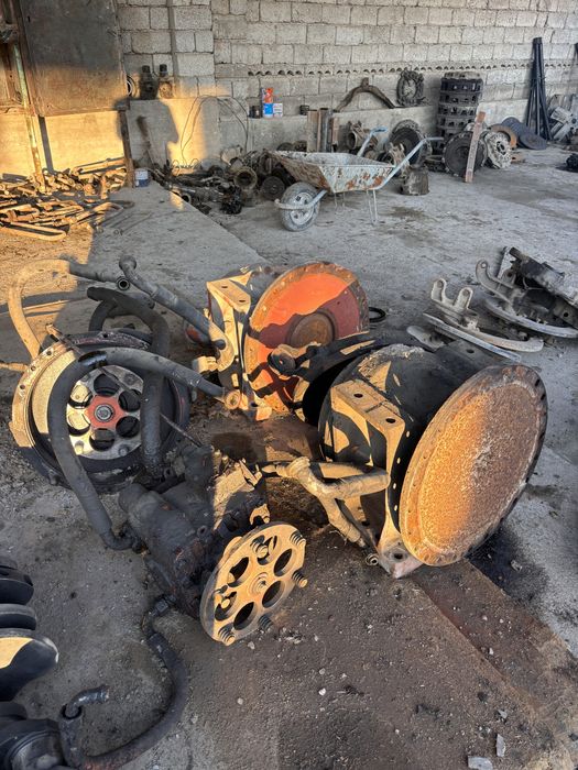 Миксер автобетоносмеситель