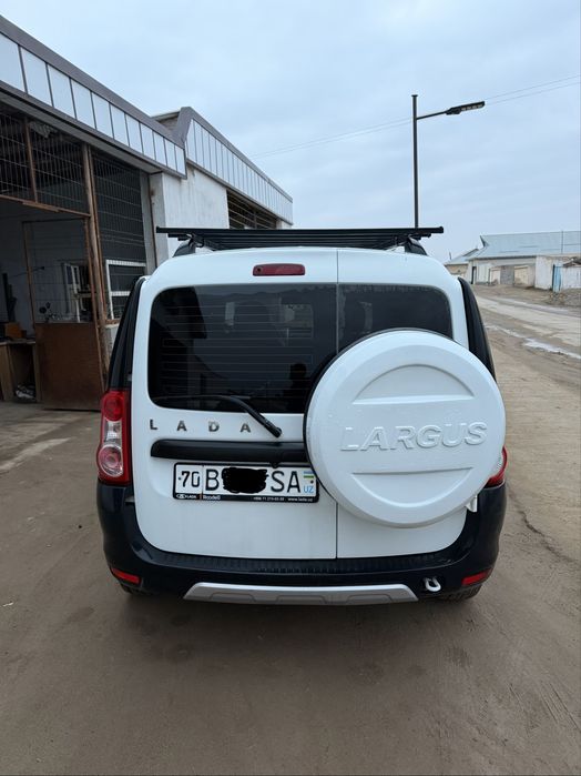 Lada Largus 2021 — 2