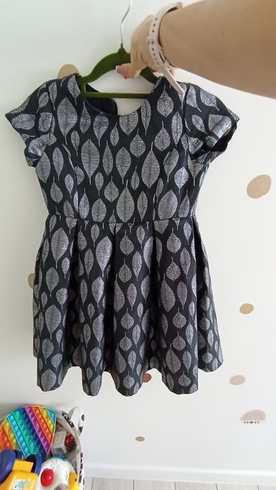 Платье на девочку