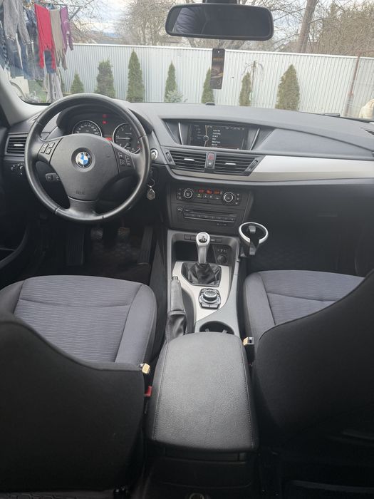 bmw x1 2.0 2011 manual