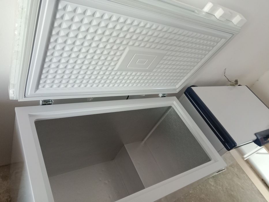 Срочно продам  Морозильники.