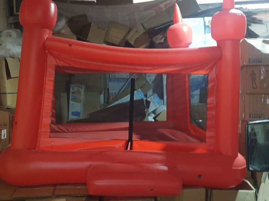 Детский надувной батут (225х225х200)