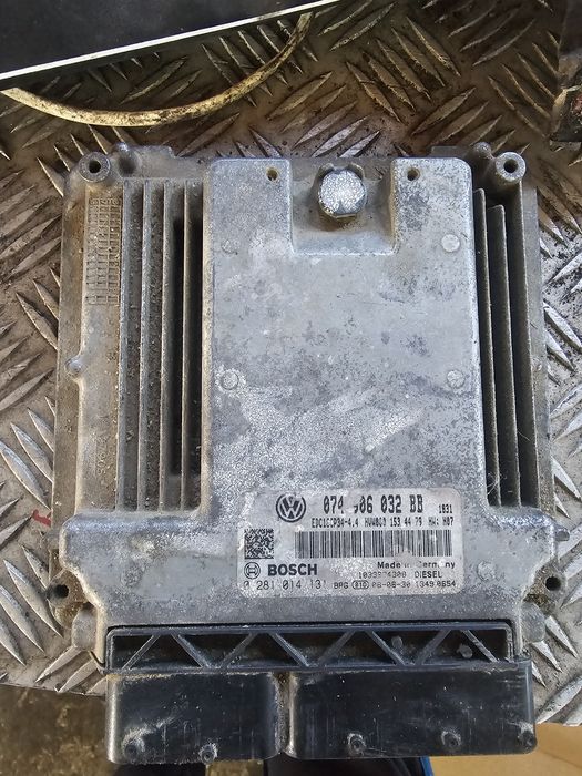 Kit pornire ECU Calculator motor VW Crafter 2.5 tdi 074906032BB 028101