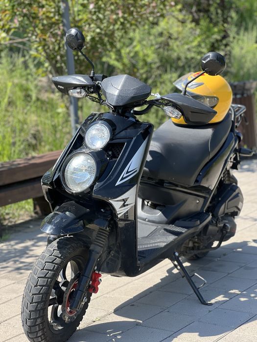 Продам мопед Jonway 150 кубов