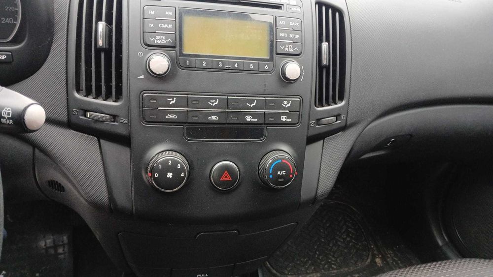 Dezmembrez Hyundai I30 - 1.6 CRDI DIN 2008 - Euro 4 - D4FB