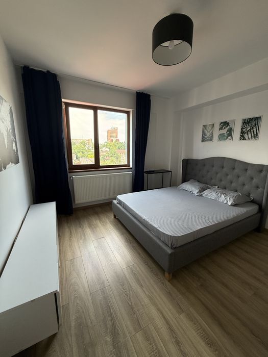 Apartament cu 2 camere decomandat, zona Centrala