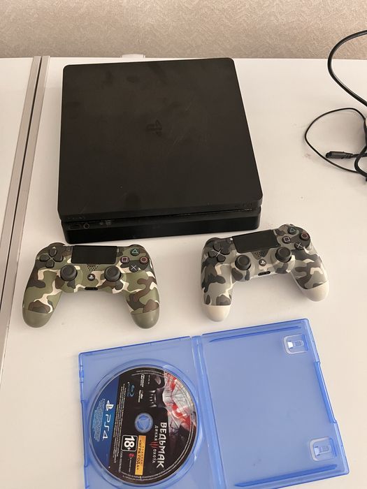 PlayStation 4 Slim / 512Gb / +2 геймпада