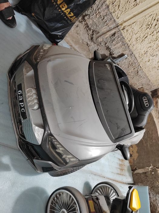 Elektromobil audi