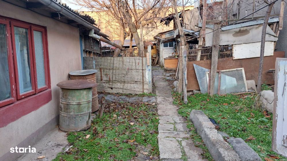 Braila, Teren  390 mp cu casa degradata - CENTRAL
