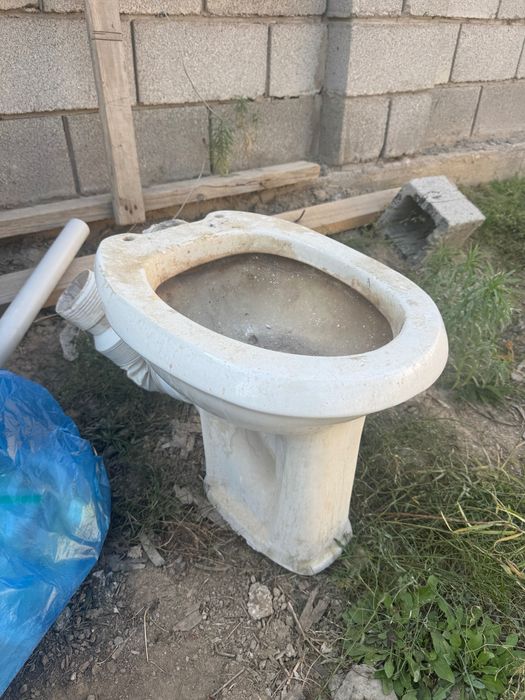 Унитаз для ремонта