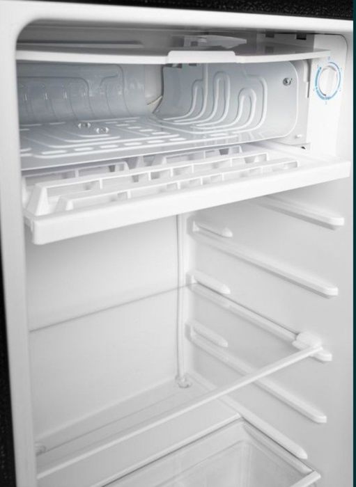 Холодильники . Со склада. Новые модели