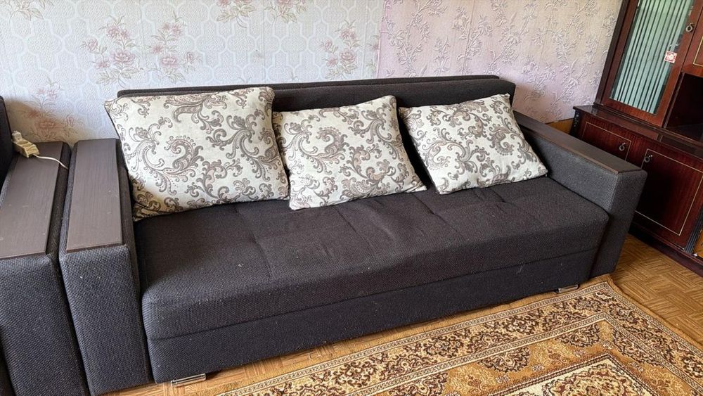 Продам диван и кресло