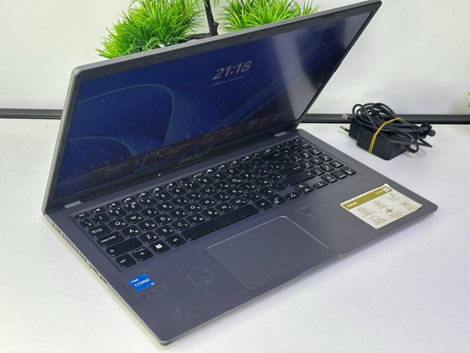 ASUS | core i3-11   ОЗУ: 8 GB SSD: 256 GB