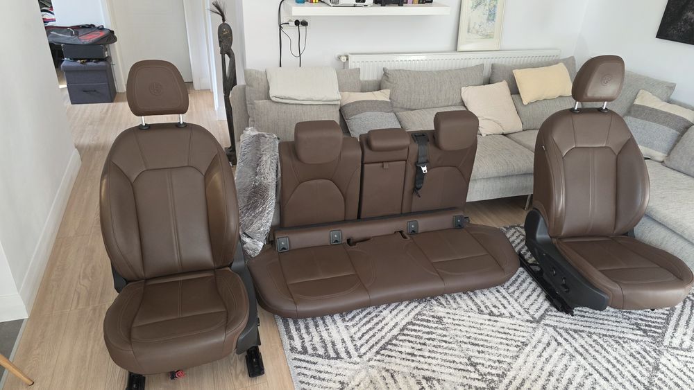 Set interior de piele, scaune si bancheta Alfa Romeo Stelvio