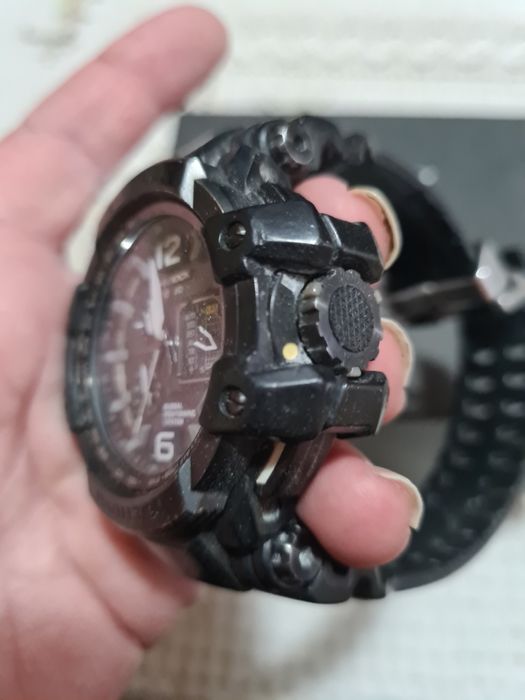 Casio g shock GPW-1000 BLACK