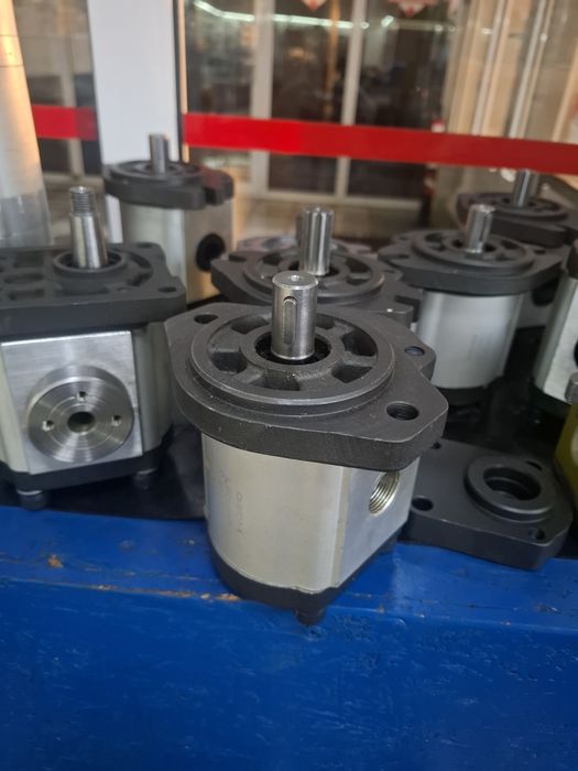 Распределители Насосы гидрозамки