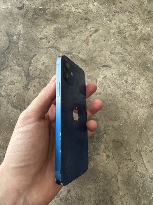 iPhone 12 64GB Blue