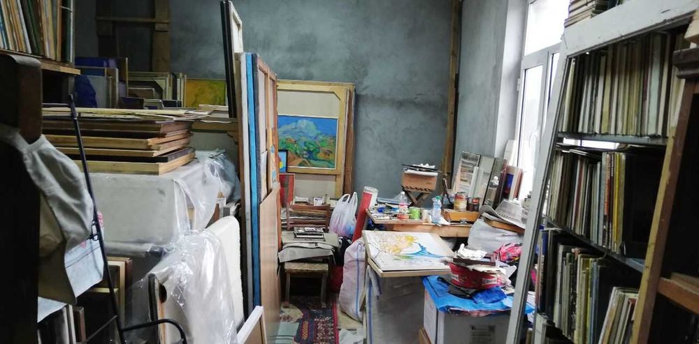 Участок с 2 домами