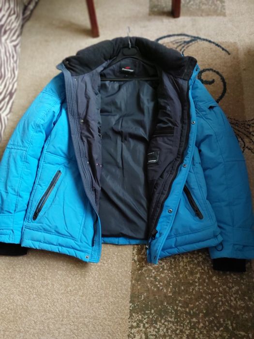 Куртка,пуховик зимняя