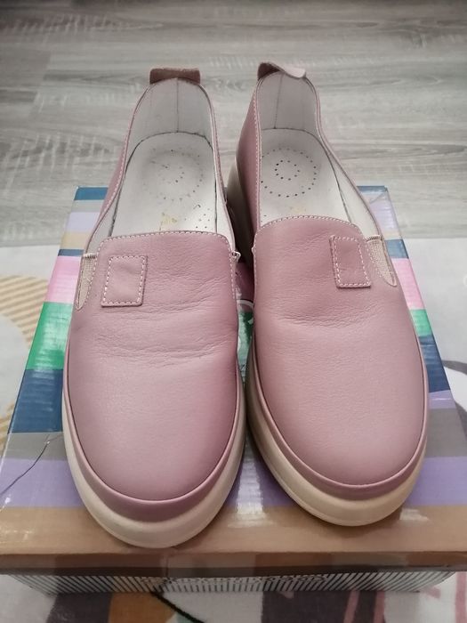 Balerini din piele naturală