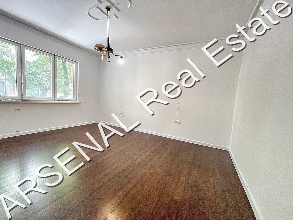 Дава се под наем Офис в София, Център - 117 кв.м за 1000 € - Снимка #3