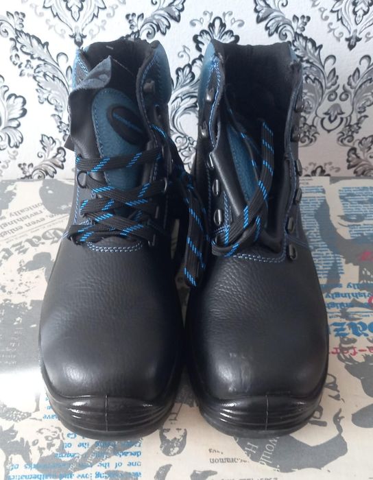 Спец ботинка летная .43размер