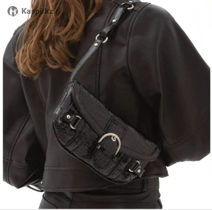 Сумка багет.  Сумка через плечо