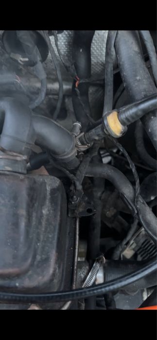 Двигатель и коробка надо  . 1,8 моно