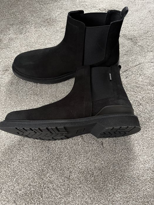 Мъжки боти…………………..