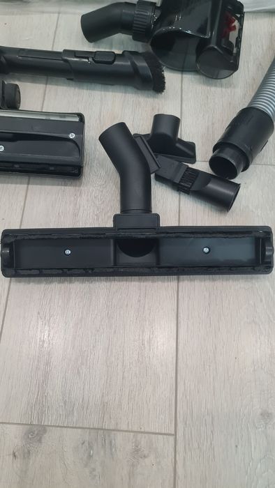 Продаётся пылесос Тефаль Tefal compact power cyclonic