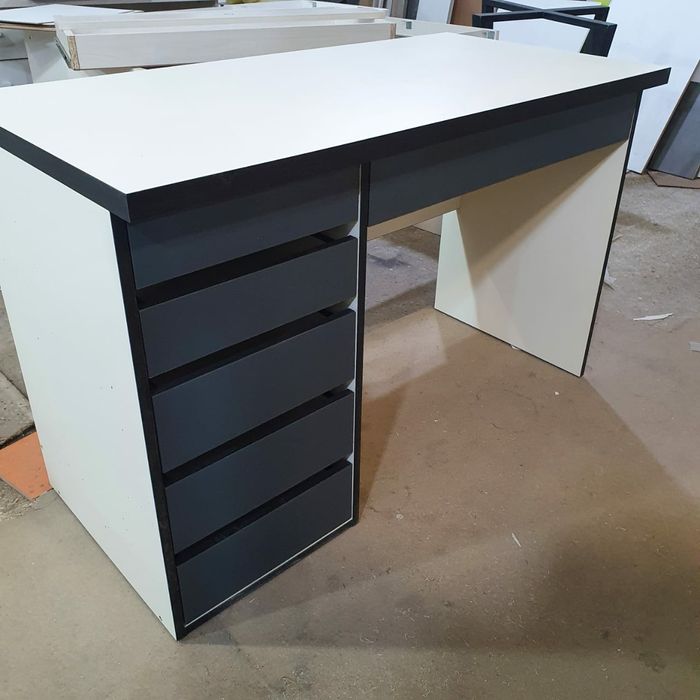 Столы компьютерные, письменные