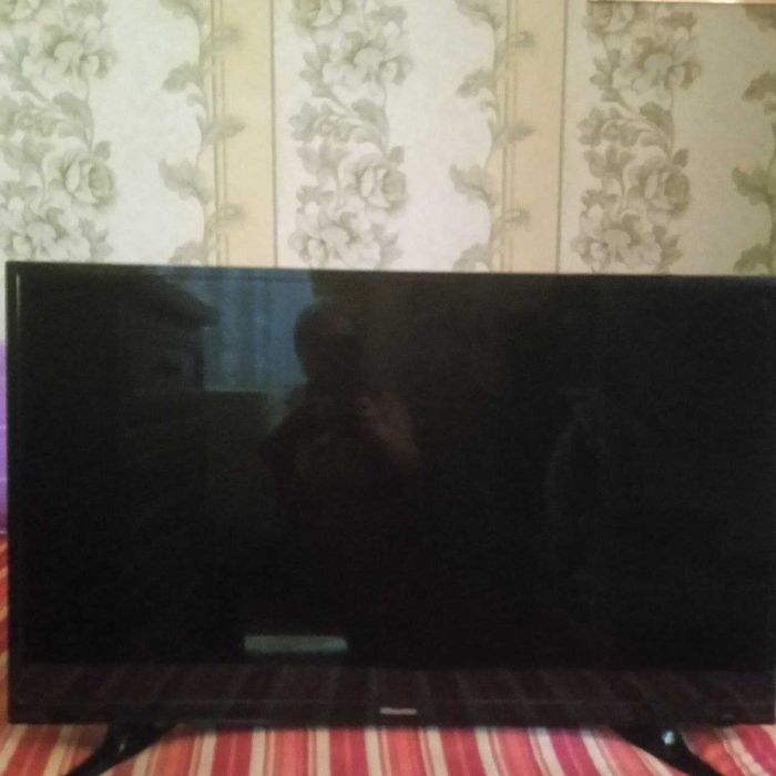 продам телевизор Hisense