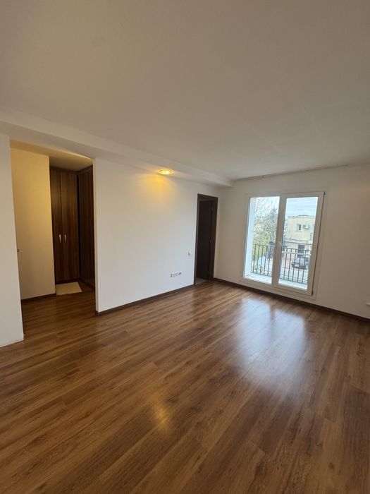 Vila Spatioasa 3 camere Cosmopolis