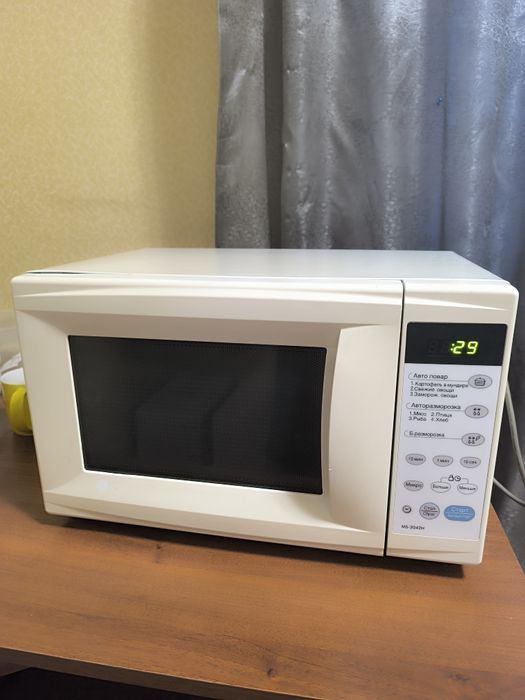 Продам микроволновку,в  хорошем состоянии