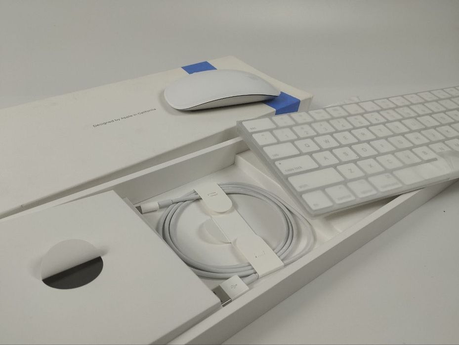 Комплект беспроводной клавиатуры и мышки Apple из США. Новое