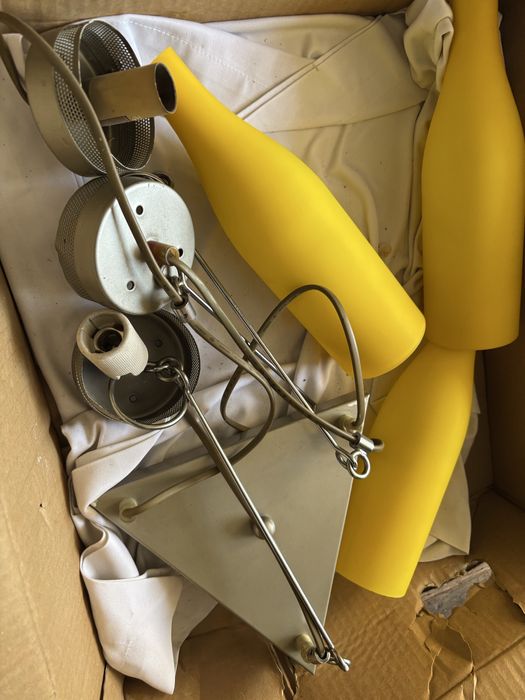 Люстра в хорошем состоянии